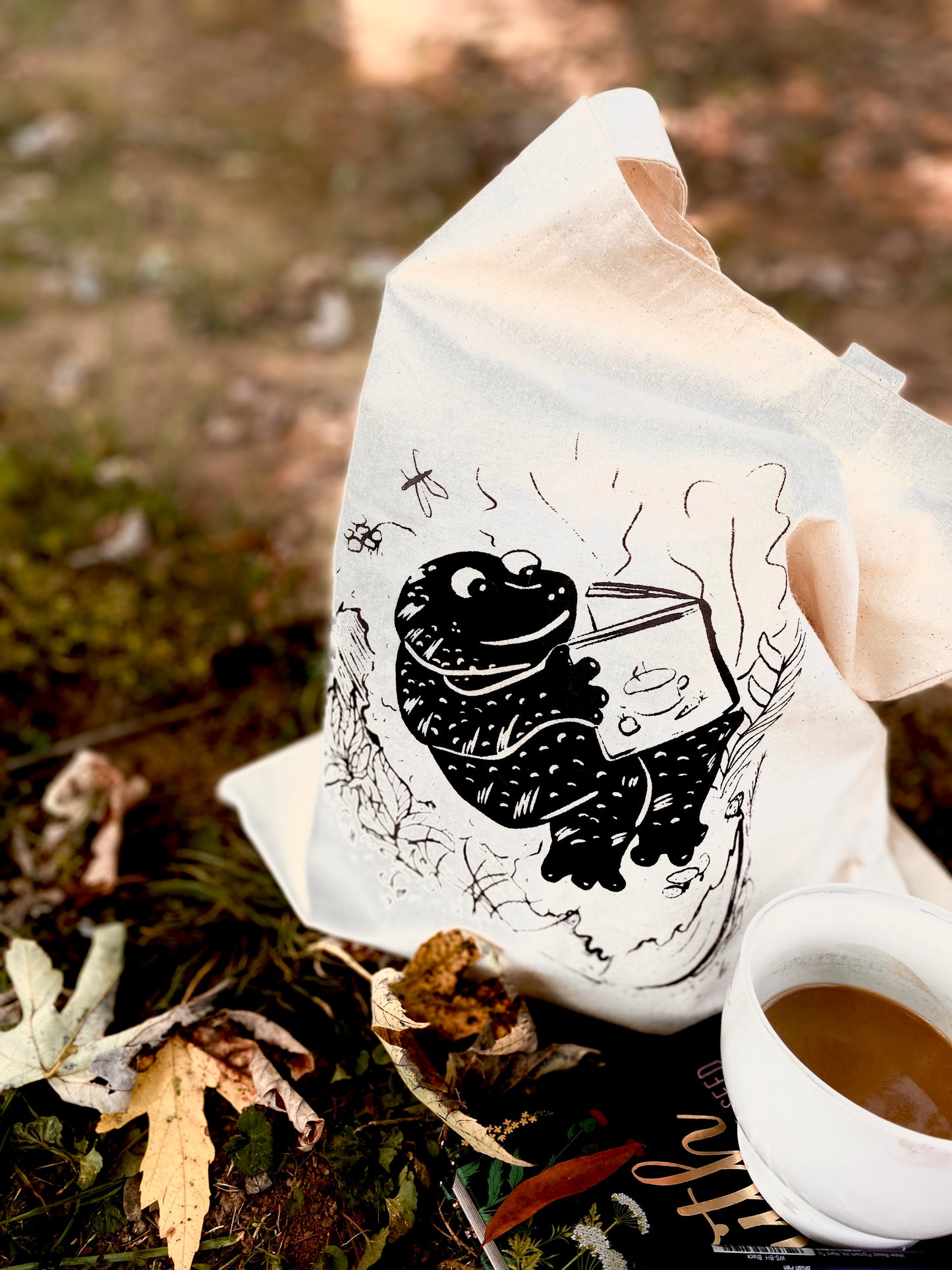 Frog Reading - Cotton Tote